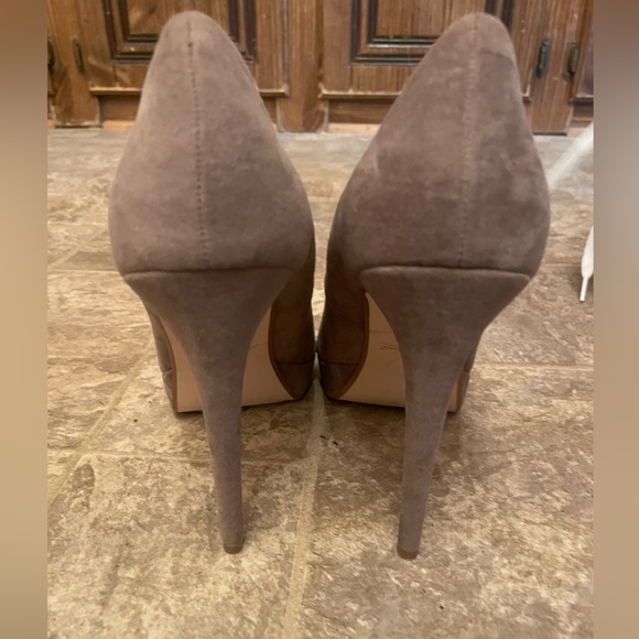 Anne Michelle Heels - Picture 3 of 3